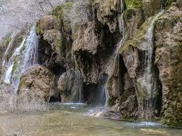 Cascada en el río Cuerva (Cuenca)