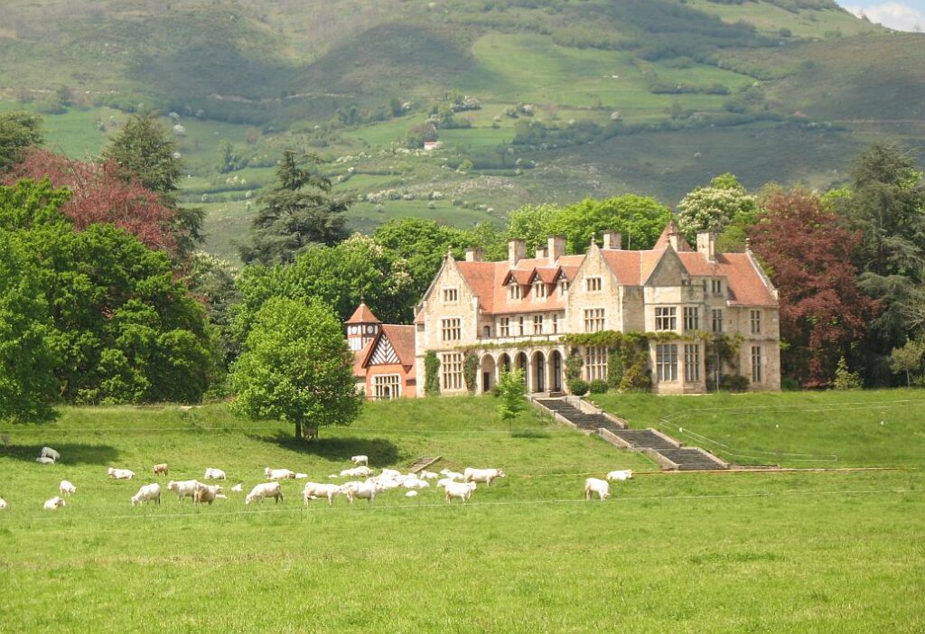 Palacio Los Hornillos (Cantabria)