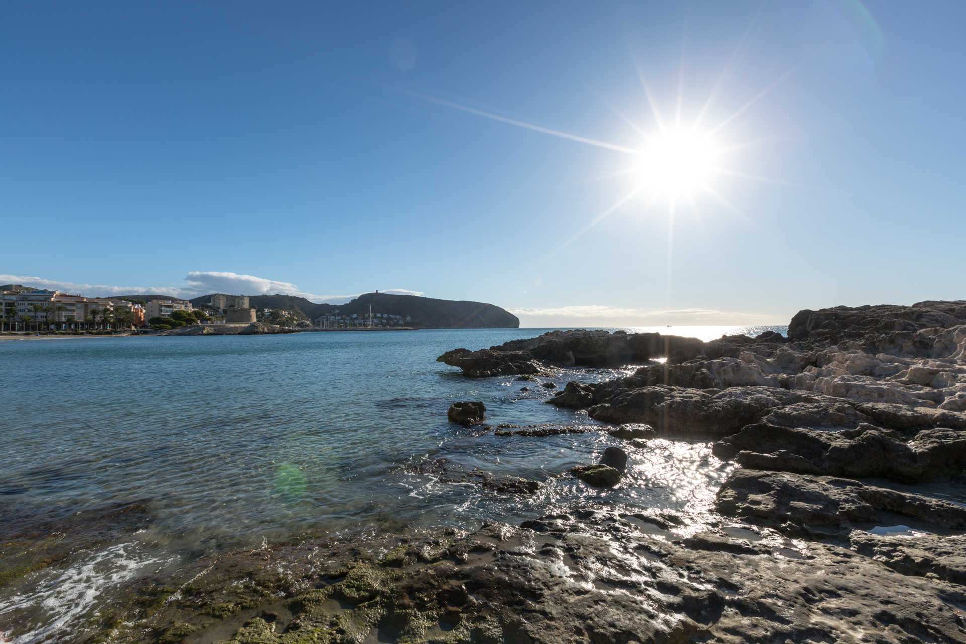 Qué Ver En Teulada-Moraira: Preciosas Calas Y Calles Llenas De Historia ...