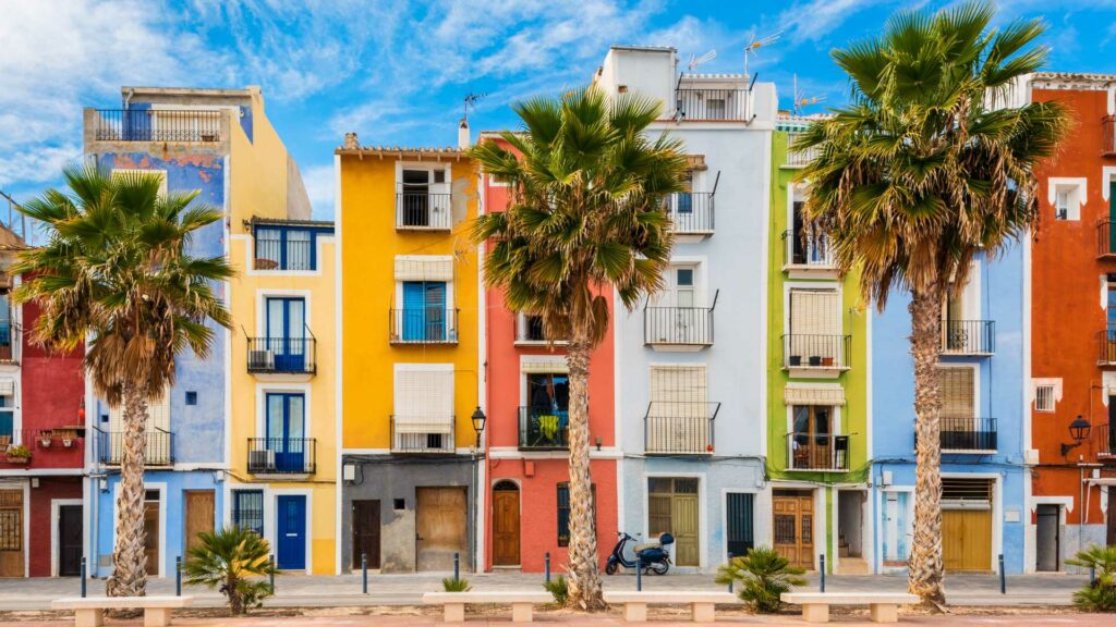 Qué ver en Villajoyosa (Alicante): casas de colores, paradisíacas y rica gastronomía - Viajes y destinos de todo el mundo - soloqueremosviajar.com