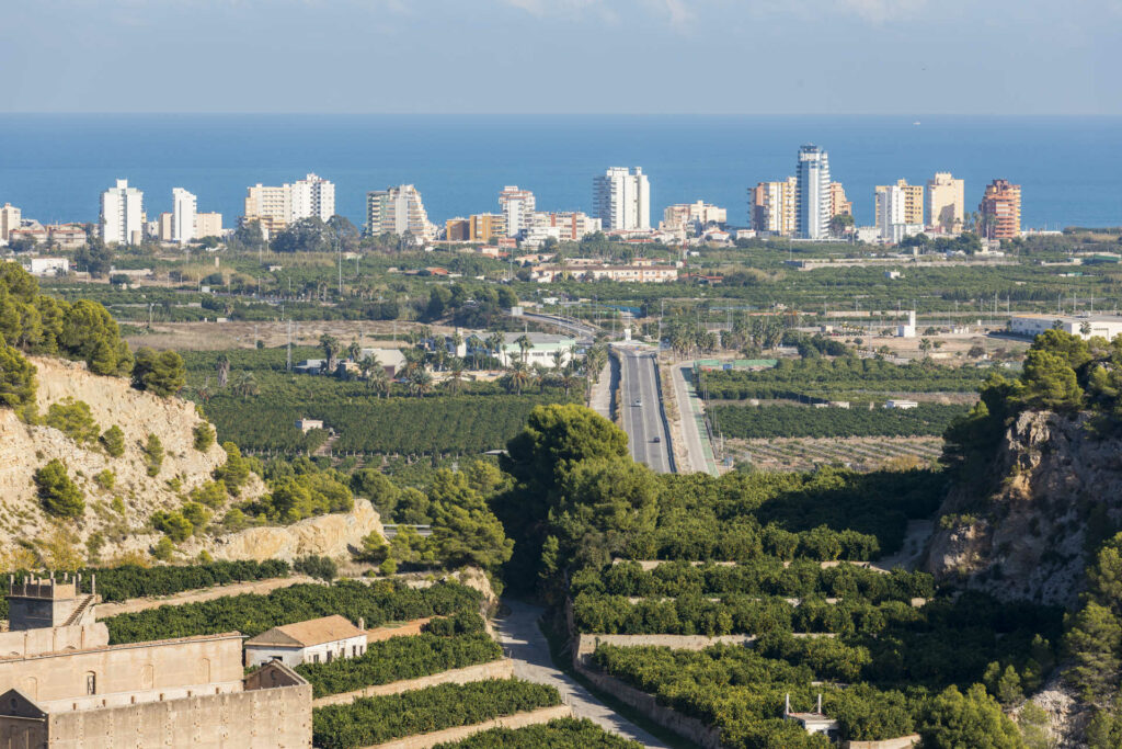 Vistas desde Tavernes de la Valldigna (Valencia).